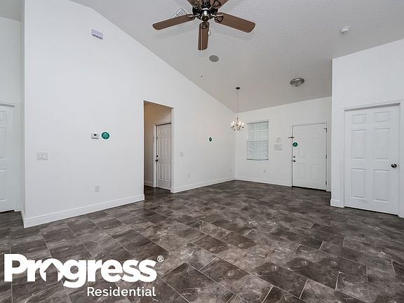 3rd image of 1127 Roan Ct.