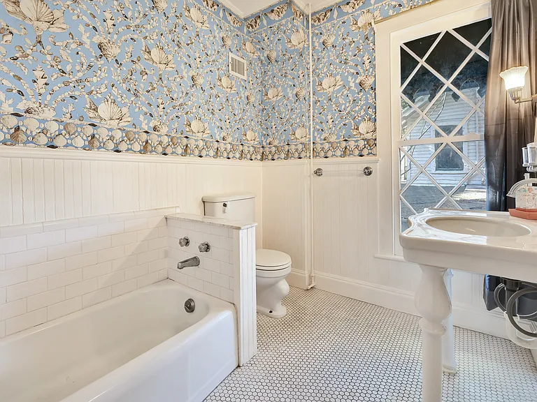 232 Saint George St #A — Photo 23