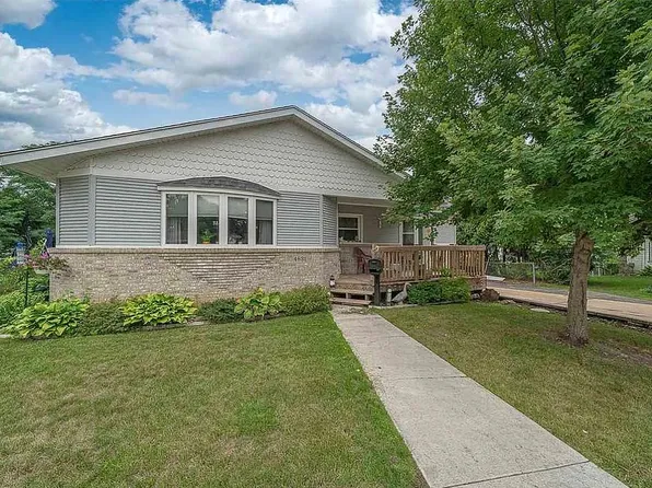 4831 Illinois St, Loves Park, IL 61111
