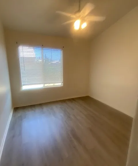 1125 N Pheasant Dr — Photo 9