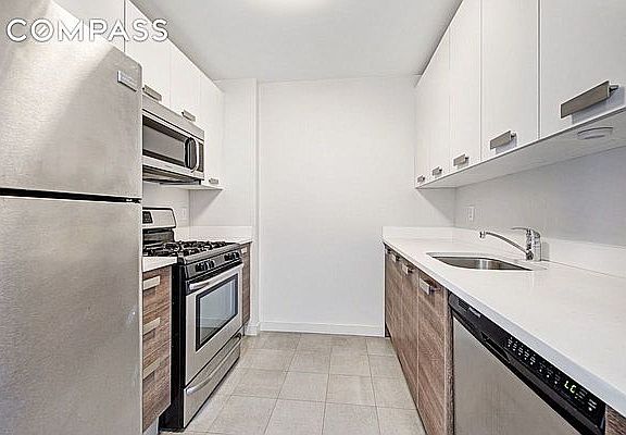 3rd image of 4609 11th St #6B