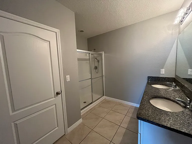 5106 Fiddlewood Way — Photo 15