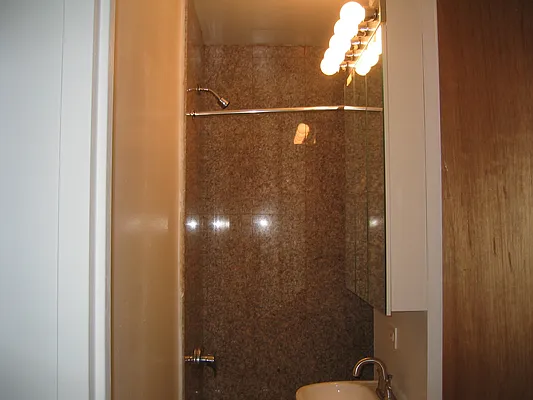 Rented by Sky Management | media 87