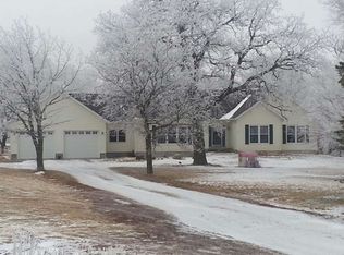 3271 310th St, Rinard, IA 50538