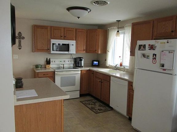 5th image of 150 Anchor Rd