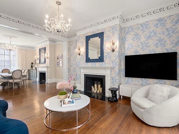 3rd image of 41 Chestnut St