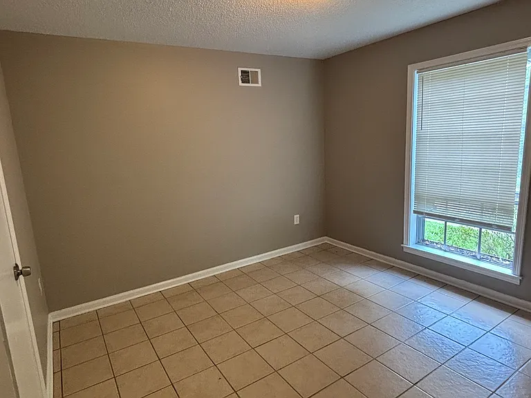 6551 Oak Park Dr — Photo 10