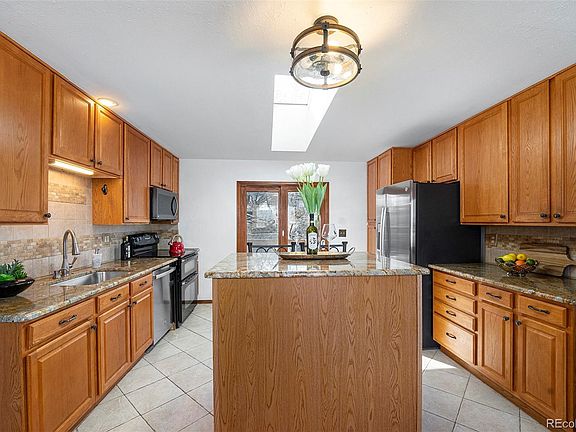 4th image of 1539 S Quail Street