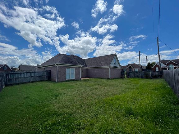 4th image of 9262 Chimneyrock Blvd
