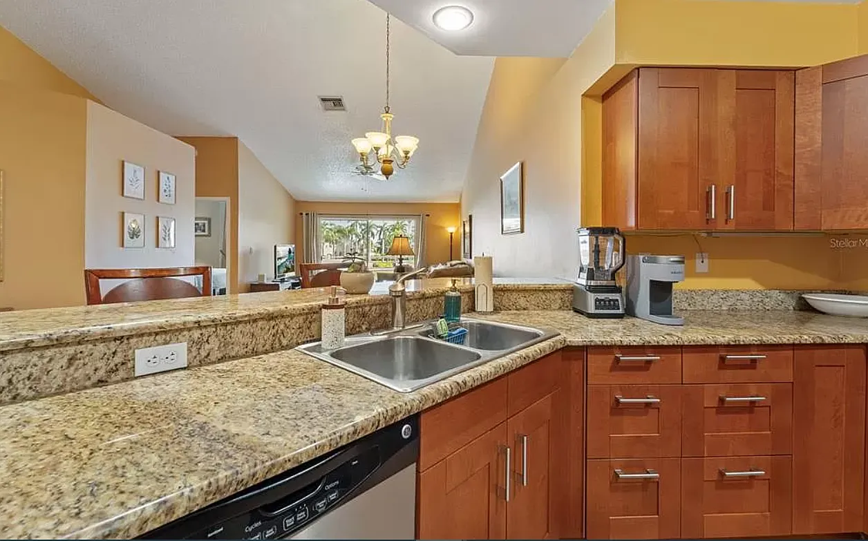 6061 Bahia Del Mar Blvd — Photo 3