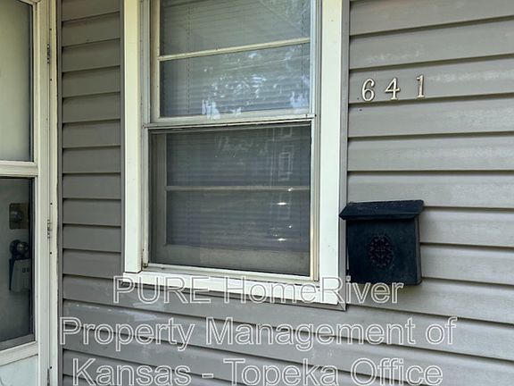 3rd image of 641 SW Oakley Ave