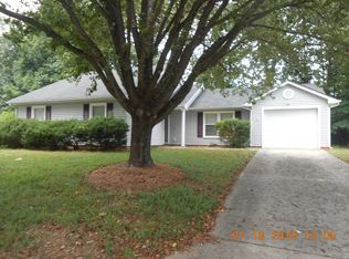 6910 Cedar Bend Ct, Greensboro, NC 27410