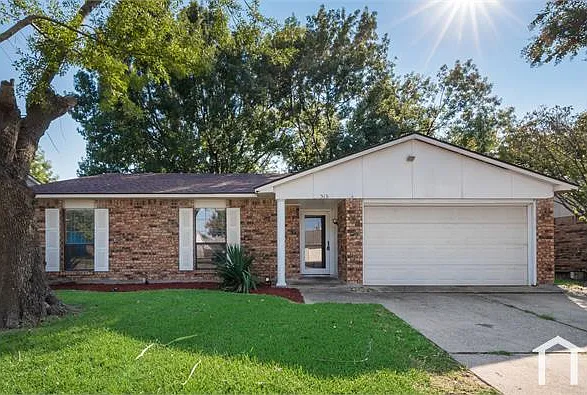 3 bed, 1471 sqft, $1,950 — Photo 2