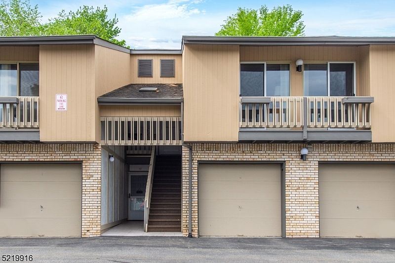 1st image of 15 Karam Cir