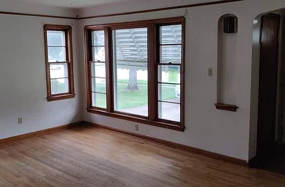 2nd image of 4406 Snow Rd