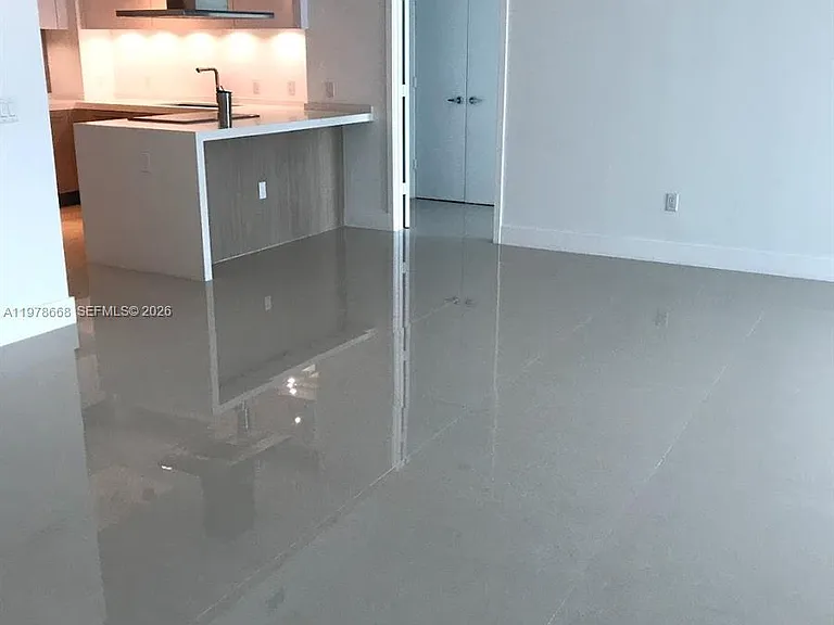 17111 Biscayne Blvd #408 — Photo 8