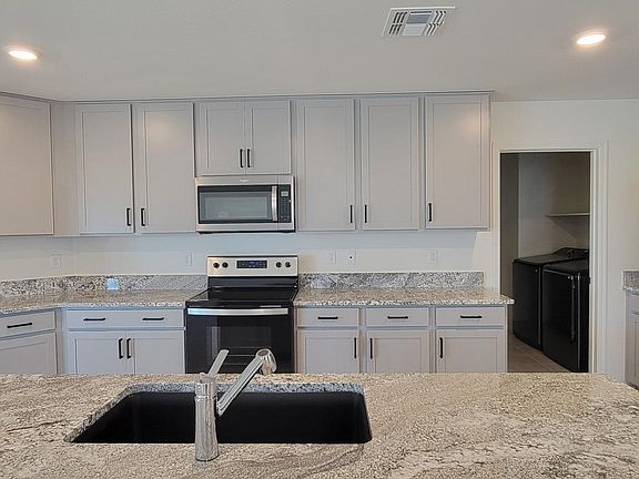 5th image of 18238 W Navajo St