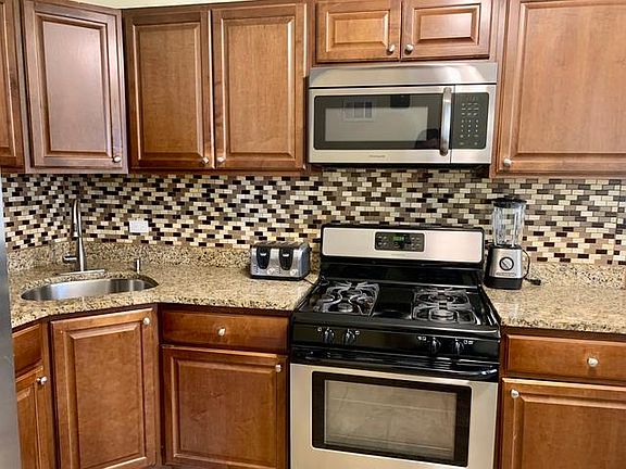 5th image of 4934 Kirk St APT 1W
