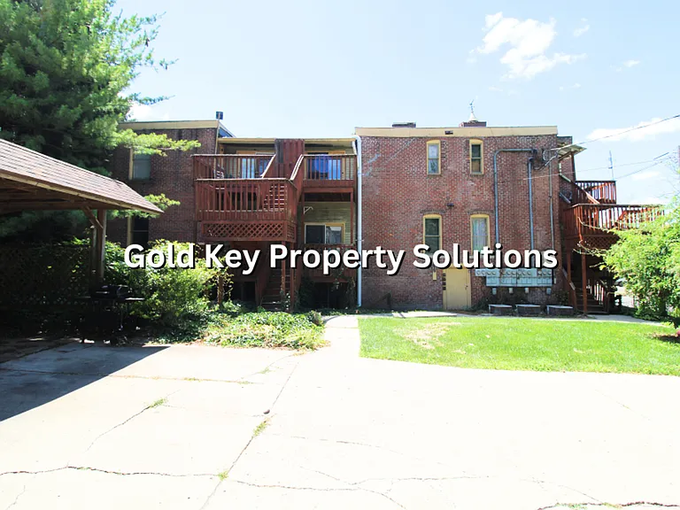 602-610 Meridian — Photo 5