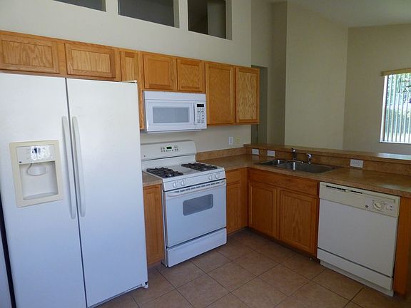 2nd image of 125 Crepe Myrtle Dr