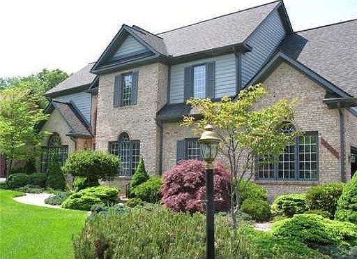 1st image of 2641 Pin Oak Dr