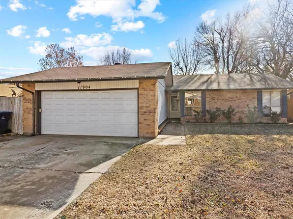 11904 O'Casey St, Yukon, OK 73099