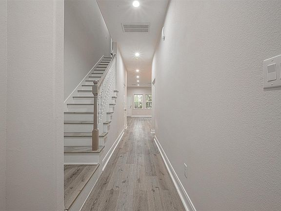 5th image of 2528 S Texas Ave #A