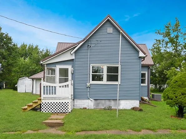 603 3rd St, Bussey, IA 50044