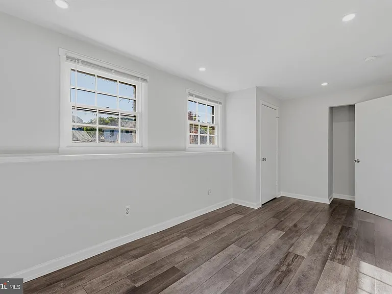 1021 Richfield Rd — Photo 25