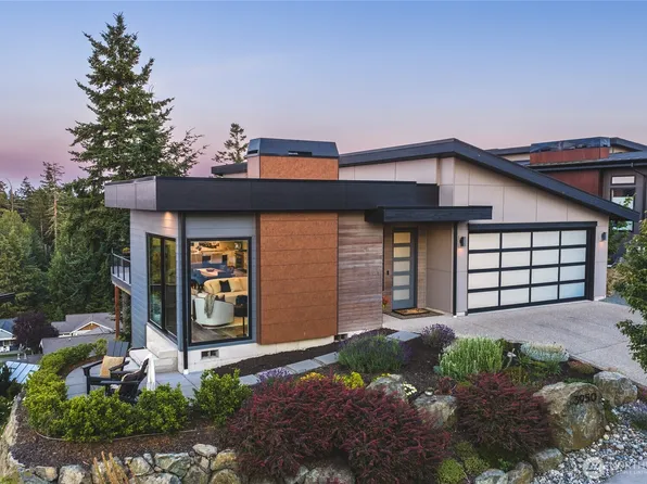 3950 Rock Ridge Parkway, Anacortes, WA 98221