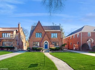 211 Elmore St, Park Ridge, IL 60068