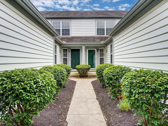 4th image of 2251 Victoria Park Dr