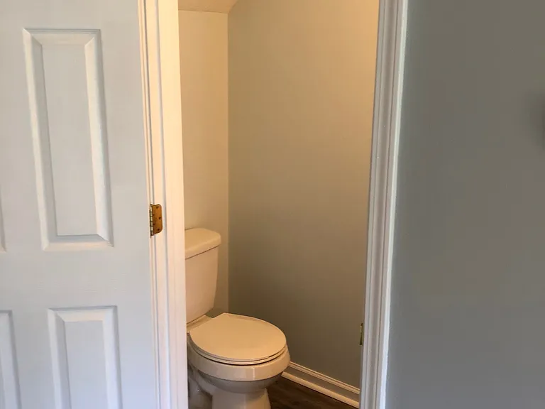 455 Elizabeth Ln — Photo 7