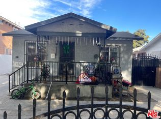 915 E 76th Pl, Los Angeles, CA 90001
