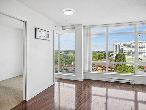 2nd image of 4815 Eldorado Mews #810