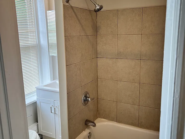 2206 N 3rd St #3 — Photo 8