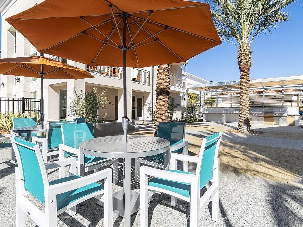 Haven at La Mesa — Photo 4