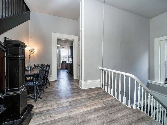 5th image of 2353 Sidney St #2