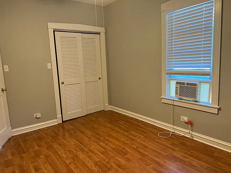 1566 Dewey Ave #2R — Photo 12