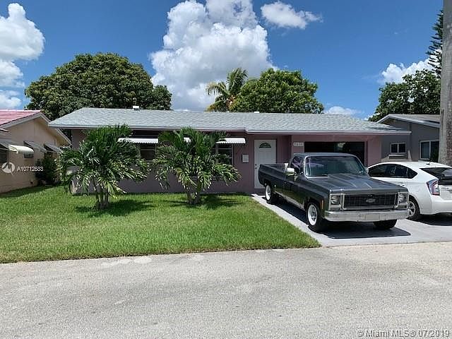 2nd image of 5610 NW 48th Way