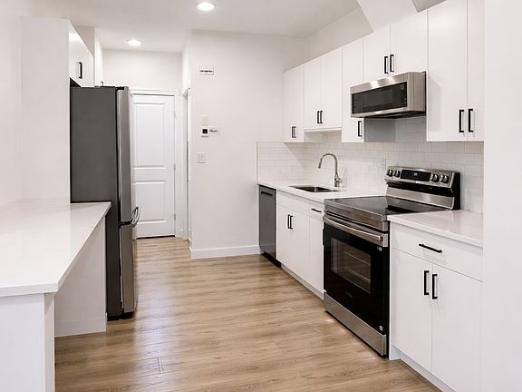 3rd image of 7110 Keswick Dr SW #3