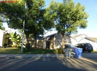 2697 N Marty Ave, Fresno, CA