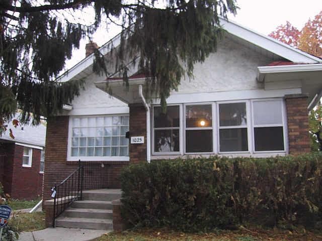 1st image of 1025 N Shannon Ave