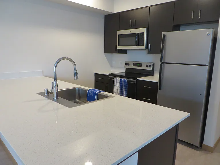 Park77 Apartments — Photo 6