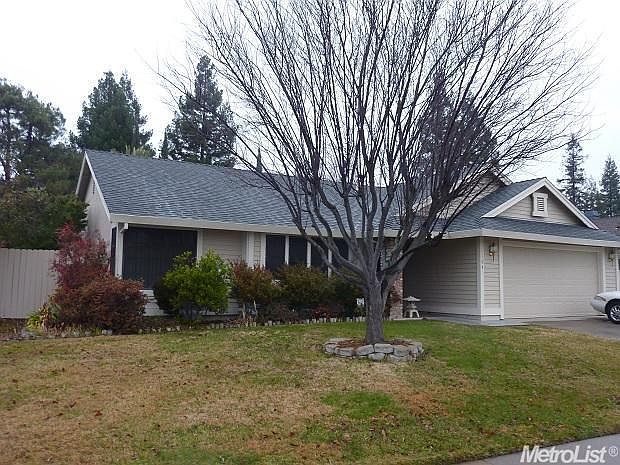 1st image of 1104 Sandringham Way
