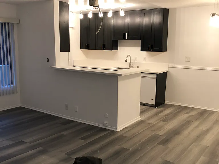 1323 N Fuller Ave #3 — Photo 14