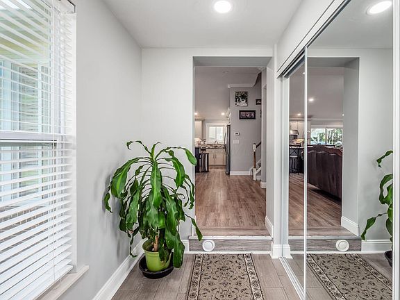 4th image of 2073 Jeffey Dr