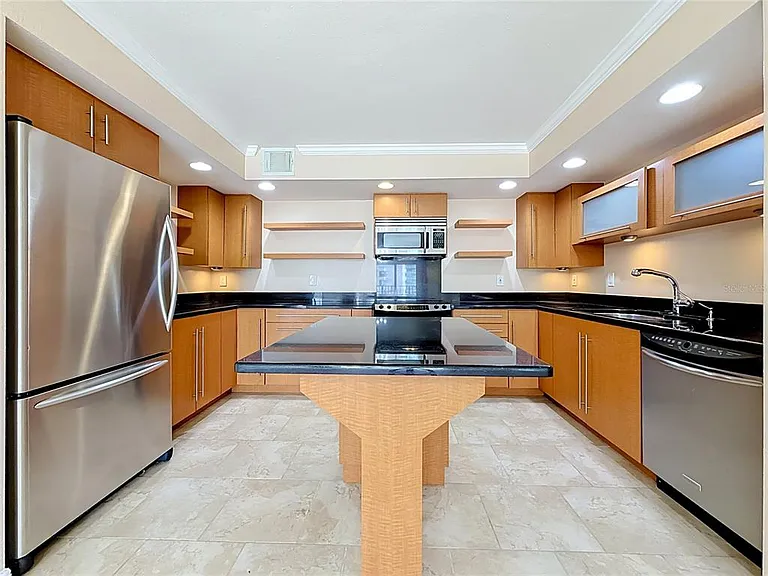 1480 Gulf Blvd #611 — Photo 16