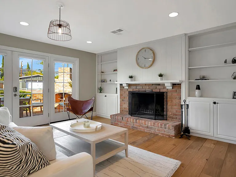 5441 E Flower St — Photo 8