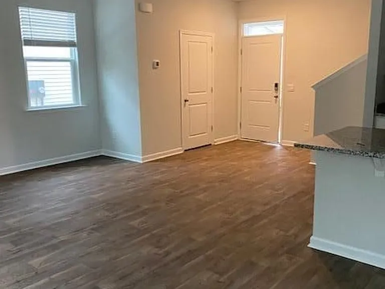 121 Blossom Wood Ln — Photo 11